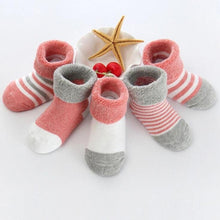 Load image into Gallery viewer, 5 Pair/lot new cotton thick baby toddler socks autumn and winter warm baby foot sock
